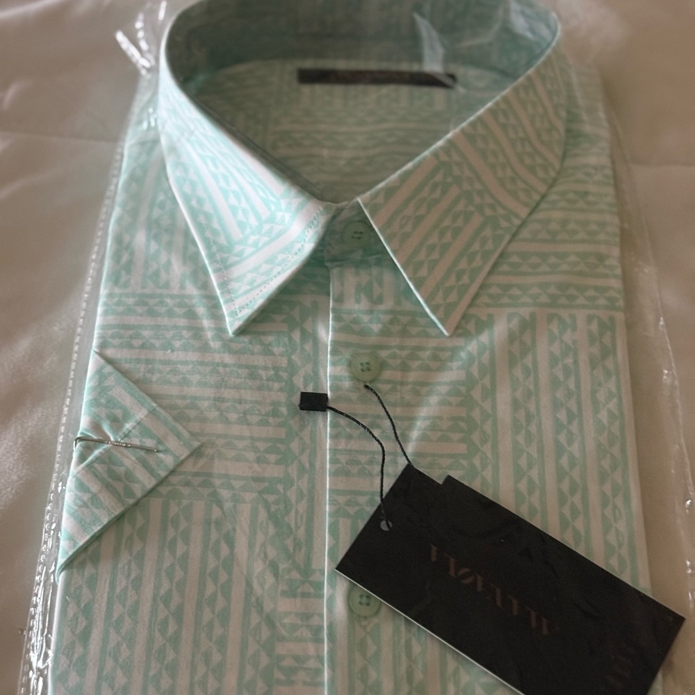 Manaola Green Casual Button Down Shirt with Geometric Pattern